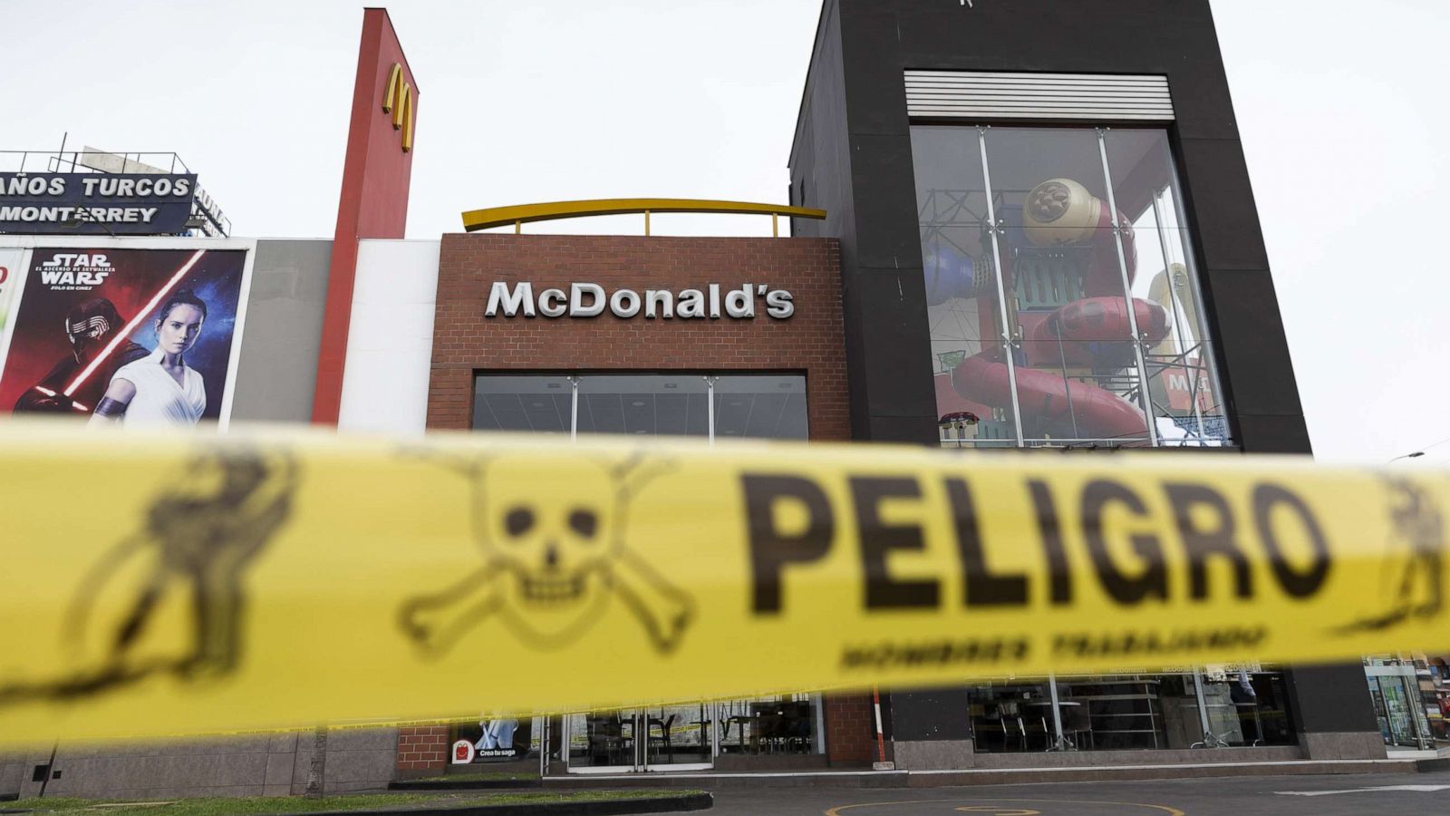 All McDonald s in Peru closed for 2 days after the deaths of 2