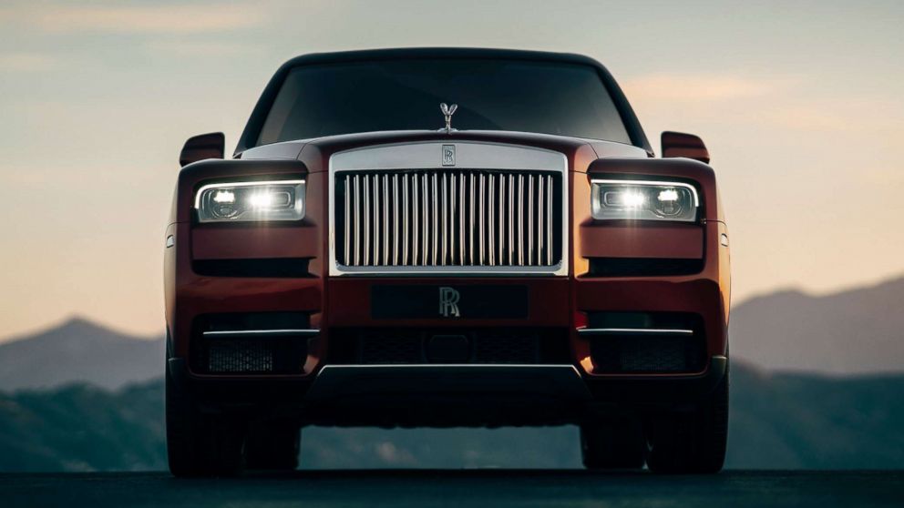 Rolls Royce Takes Luxury Off-Road With the Cullinan