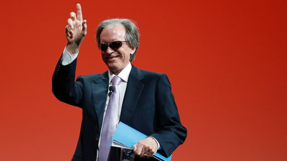 PHOTO: Bill Gross gestures as he speaks at the Morningstar Investment Conference in Chicago, Illinois, June 19, 2014, when he was co-chief investment officer of Pacific Investment Management Company (PIMCO).