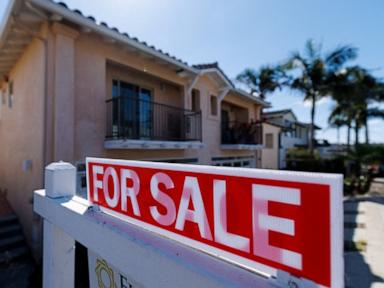 Mortgage rates fall to lowest level in nearly 4 weeks