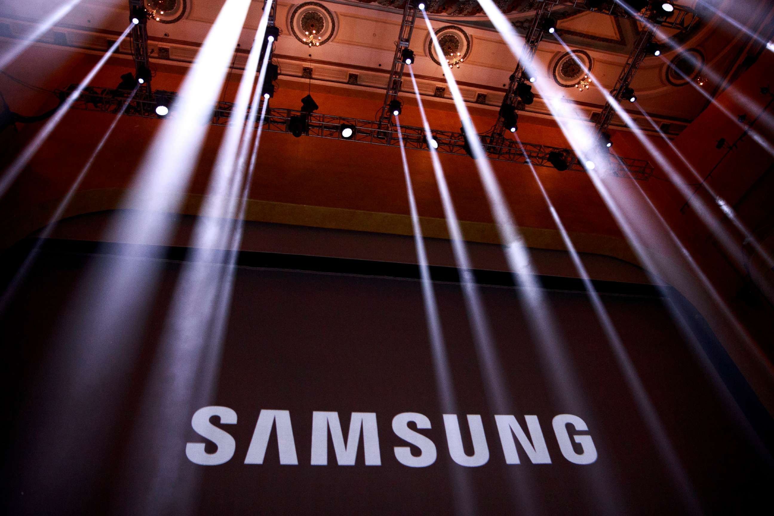PHOTO: The Samsung logo is displayed on a screen during an event in New York City, Aug. 2, 2016.