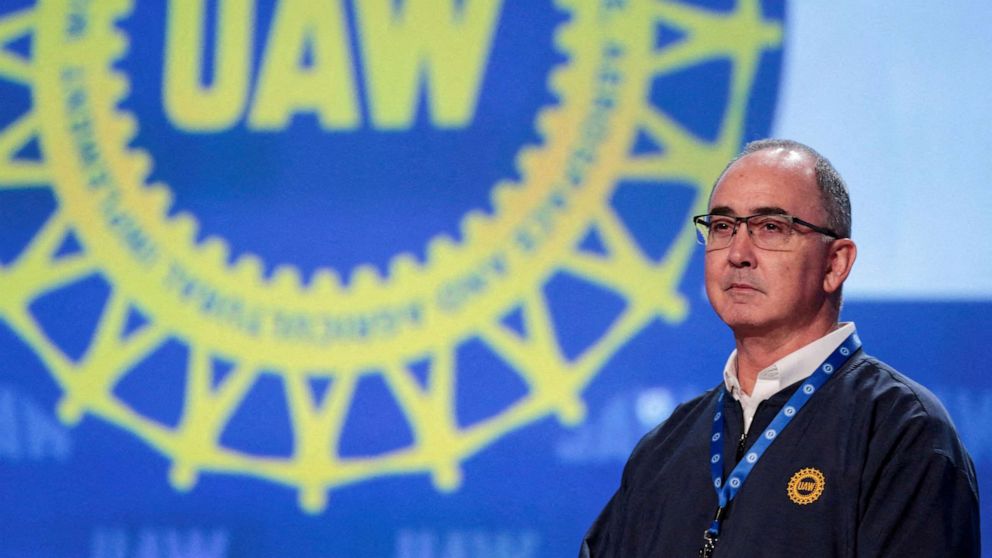 UAW demands 'no tiers' but disagrees with Detroit 3 on definition