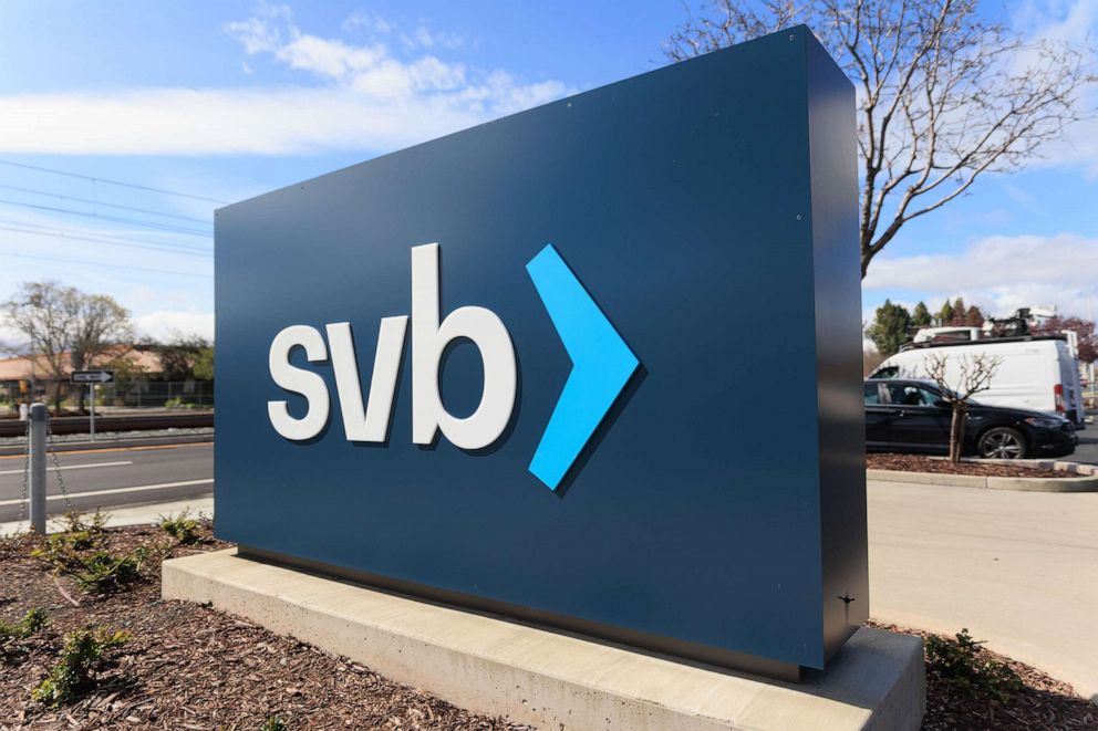 PHOTO: A view of Silicon Valley Bank headquarters in Santa Clara, CA, after the federal government intervened upon the bank's collapse, on March 13, 2023.