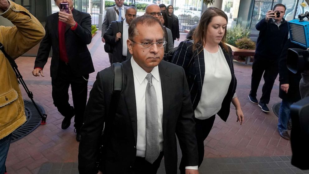 PHOTO: Ramesh "Sunny" Balwani, the former lover and business partner of Theranos CEO Elizabeth Holmes, arrives at federal court in San Jose, Calif., Wednesday, Dec. 7, 2022.