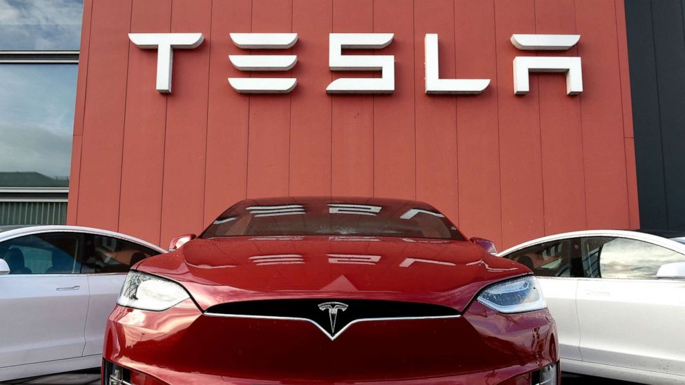 PHOTO: In this file photo taken on Oct. 23, 2019, the logo marks the showroom and service center for the US automotive and energy company Tesla in Amsterdam.