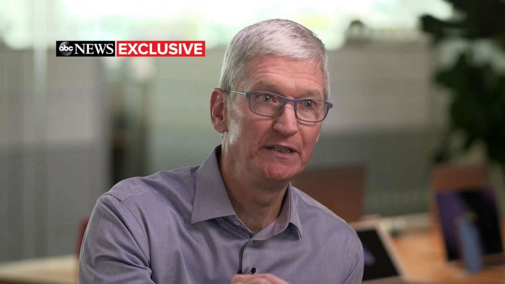 PHOTO: ABC News' Rebecca Jarvis interviews Apple CEO Tim Cook in Austin, Texas.