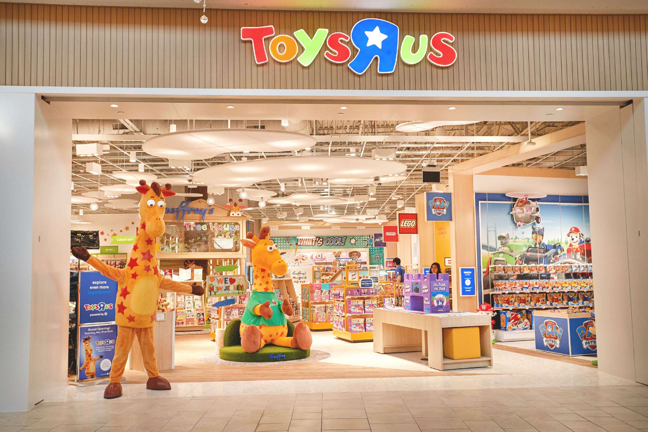 PHOTO: A Toys "R" Us store stands in Westfield Garden State Plaza in Paramus, N.J. The toy store is scheduled to open on Nov. 27, 2019.
