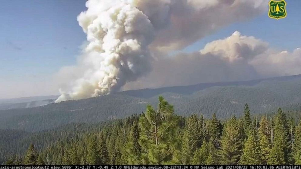 PHOTO: Smoke billows from the Caldor Fire in El Dorado County, Calif., Aug. 23, 2021, in this screen grab taken from a time-lapse released by ALERTWildfire.