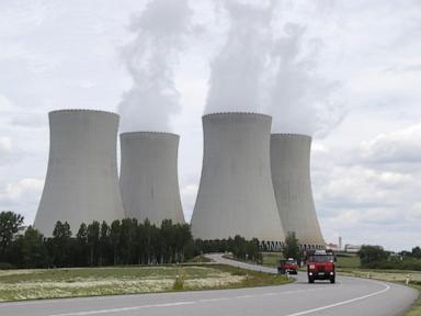 Czech power company ČEZ signs deal with Rolls-Royce SMR to prepare for first small nuclear reactor