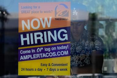 US jobless aid filings fell to 209,000 last week as layoffs remain low