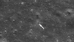  NASA spacecraft around the moon photographs the crash site of a Japanese company's lunar lander
