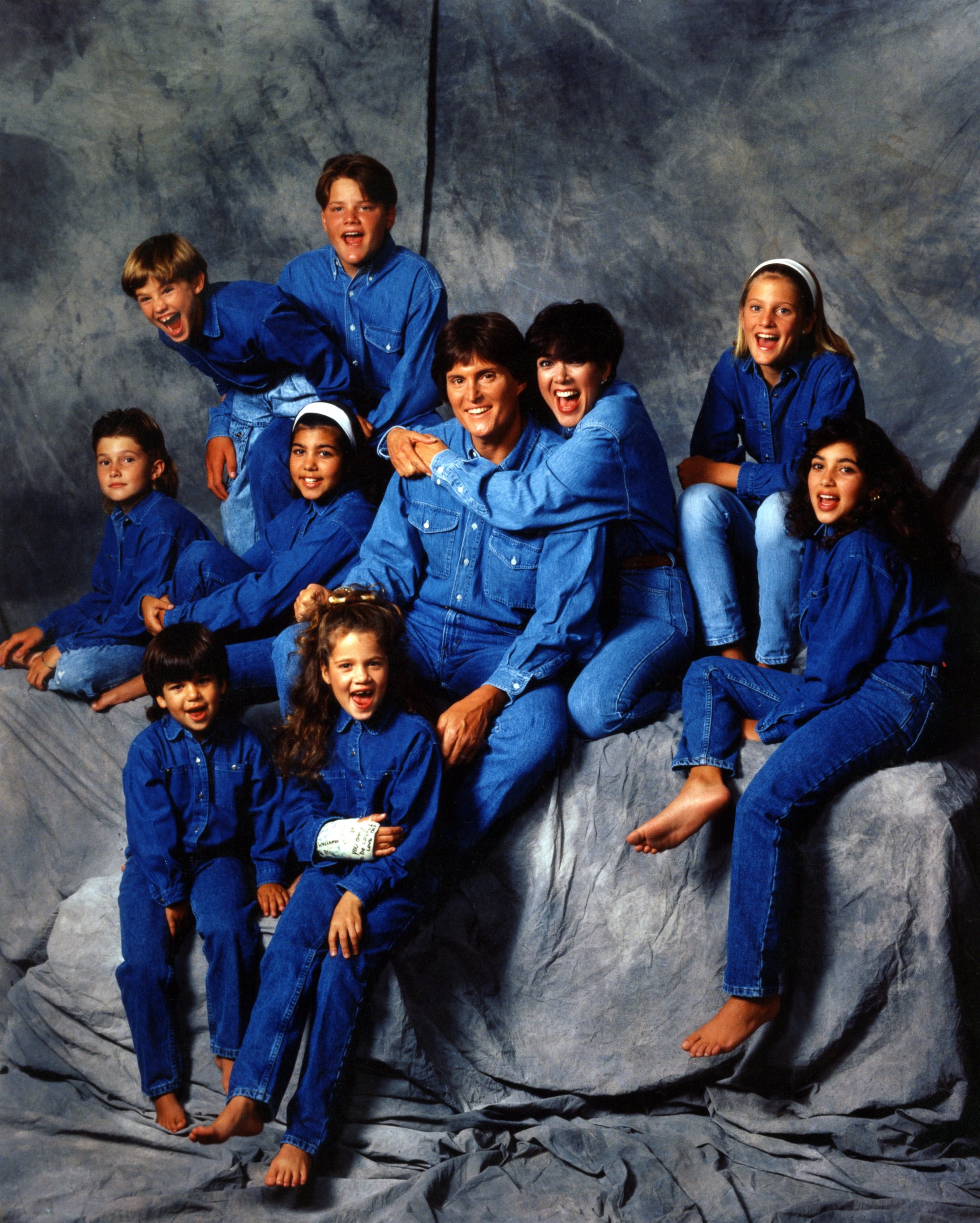 PHOTO: Bruce Jenner and Kris Jenner, center, pose with their children for a family portrait in 1991 in Los Angeles. 