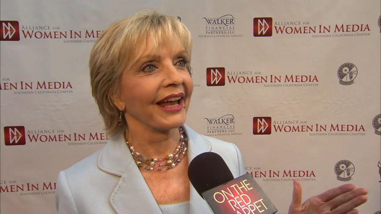 The Brady Bunch Mom Florence Henderson Dies At 82 Good Morning America