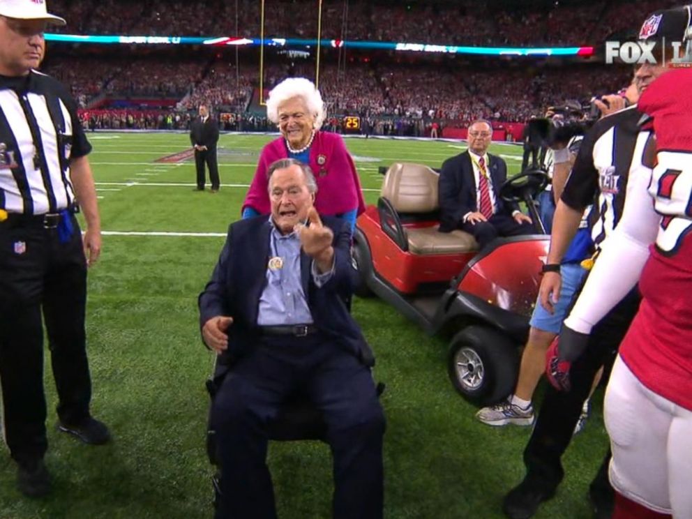 George H.W. Bush, Barbara Bush will do Super Bowl coin toss