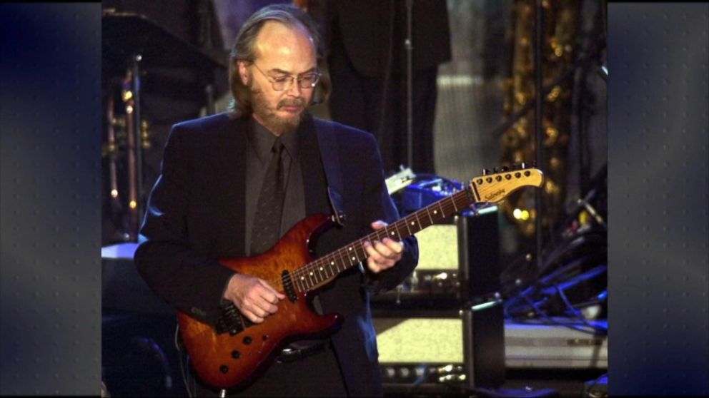 Video Steely Dan's Walter Becker Dead At 67 - ABC News