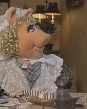 Caine, Miss Piggy, Kermit the Frog and others go behind the scenes on the film