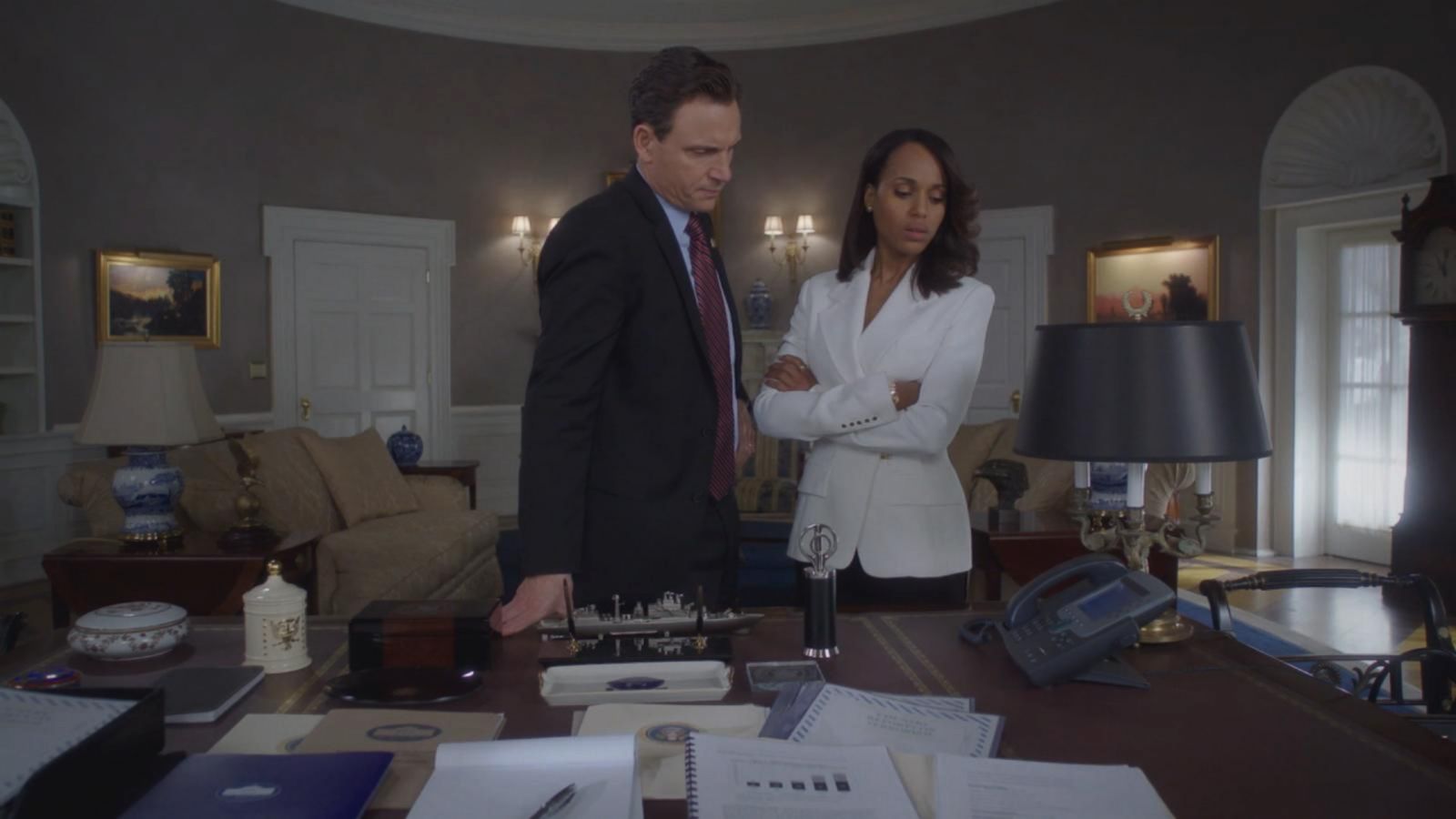 Scandal Cast Members Reveal What They Hope To Steal From The Set Good Morning America 