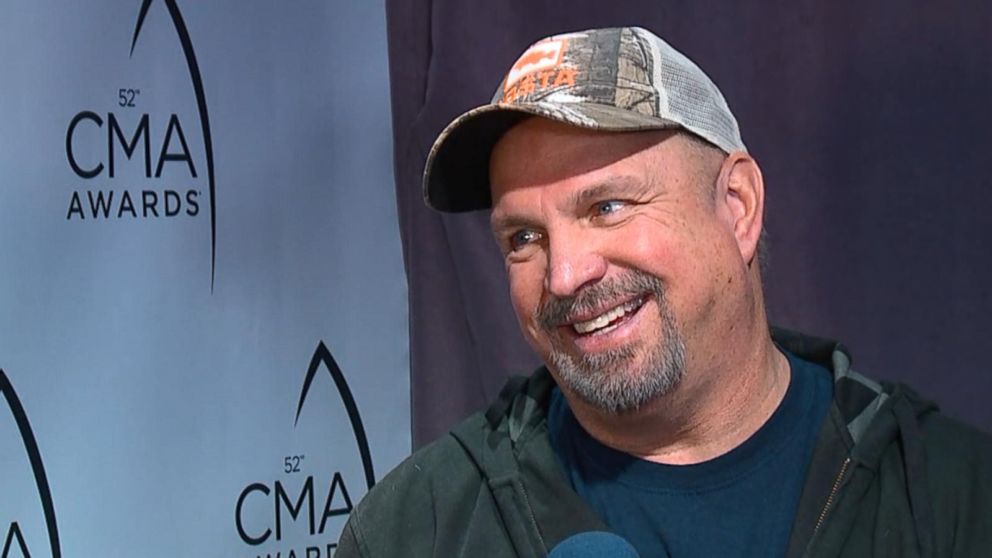 Video Country Music Awards Interviews, Day 1: Garth Brooks - ABC News