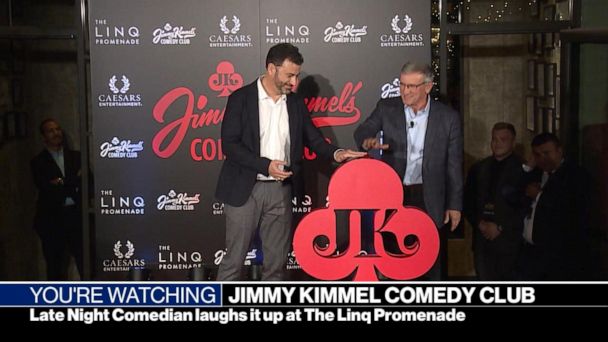 Video Jimmy Kimmel's comedy club in Las Vegas celebrates its grand opening!  - ABC News