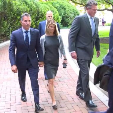 VIDEO: Lori Loughlin, husband appear in court for ‘Varsity Blues’ hearing