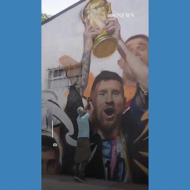 VIDEO: Artist creates mural celebrating Argentina's World Cup victory