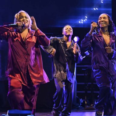 VIDEO: The Tea: TLC to go on tour with Shaggy and special guests En Vogue and Sean Kingston