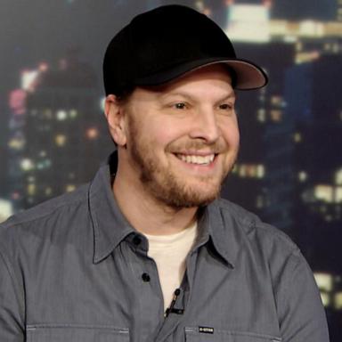 VIDEO: Gavin DeGraw on finding inspiration for new album in old school Christmas recordings