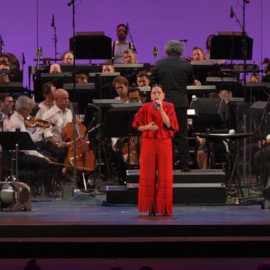 Natalia Lafourcade and Gustavo Dudamel unite for a magical night of music