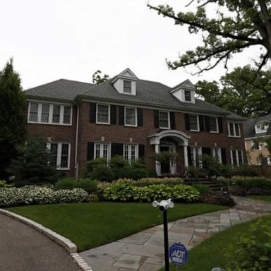 ‘Home Alone’ director reveals how McCallisters paid for pricey pad