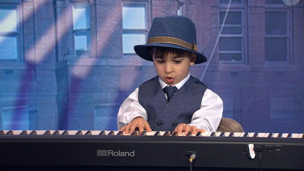 VIDEO: 4-year-old piano prodigy already perfecting the tunes