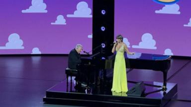 VIDEO: Taylor Swift joins Tom Hanks and more at ‘Toy Story 5’ premiere
