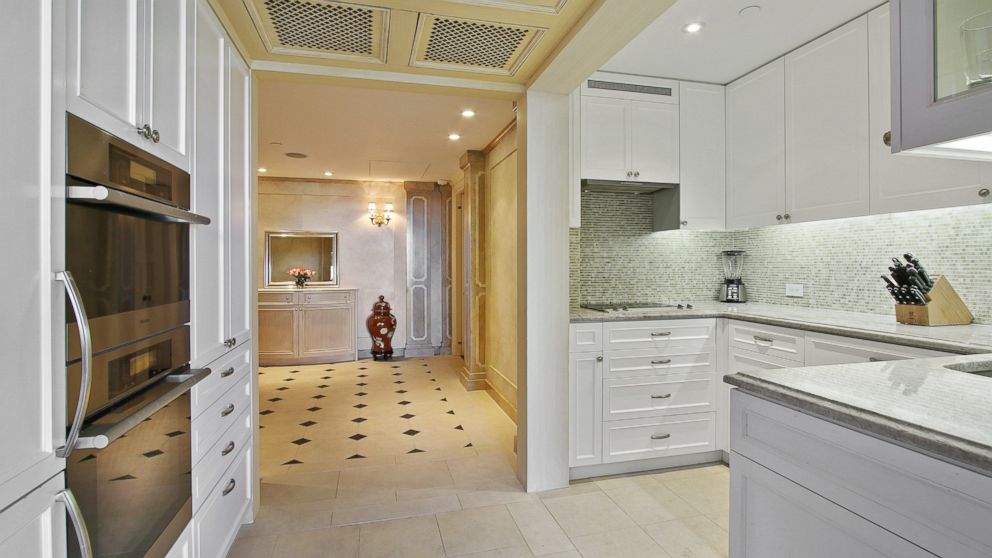 PHOTO:A New York City apartment once owned by the late David Bowie is on the market for $6.495 million.