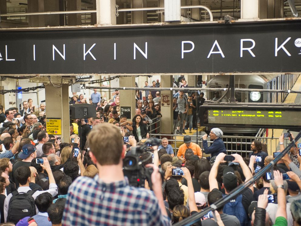 PHOTO: Linkin Park gave a surprise performance at New York Citys Grand Central Terminal as part of Pop-Up Week on GMA.