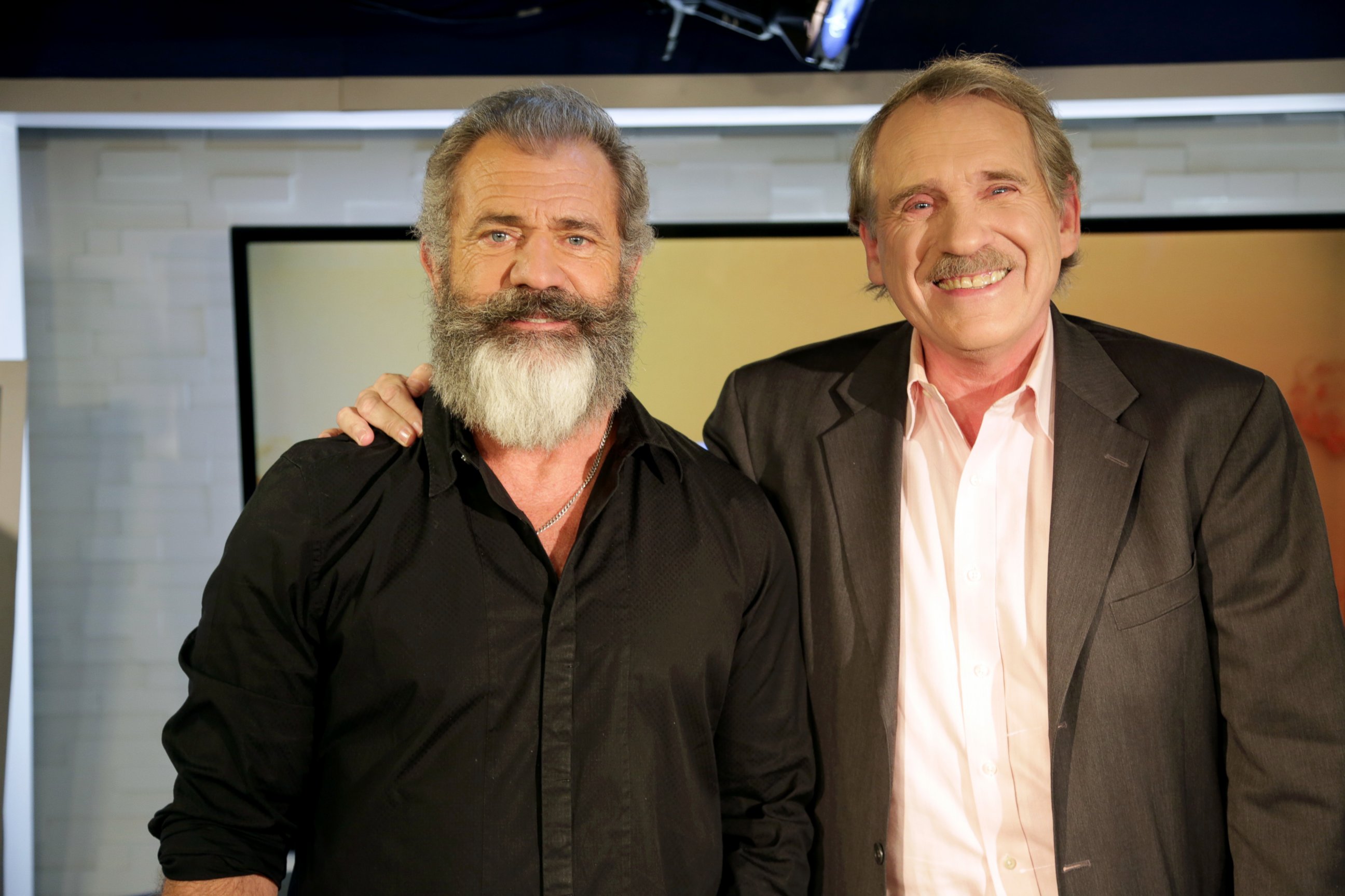 PHOTO: Mel Gibson stopped by ABC News' "Popcorn With Peter Travers" to discuss his new film "Hacksaw Ridge" and his career in entertainment.