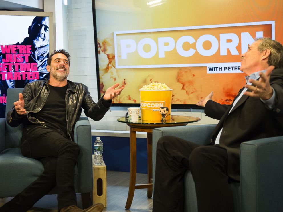 PHOTO: Jeffrey Dean Morgan is seen here with Peter Travers at the ABC Studios in New York, Nov. 30, 2016.