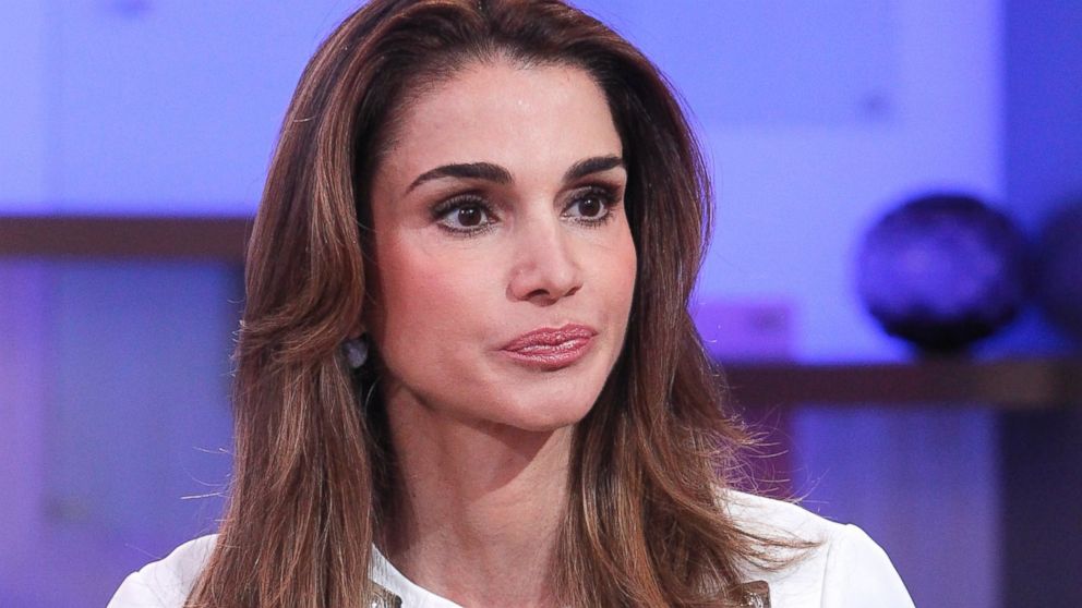 Queen Rania of Jordan was interviewed by "GMA" co-anchor Robin Roberts in the "GMA" Times Square studio.
 