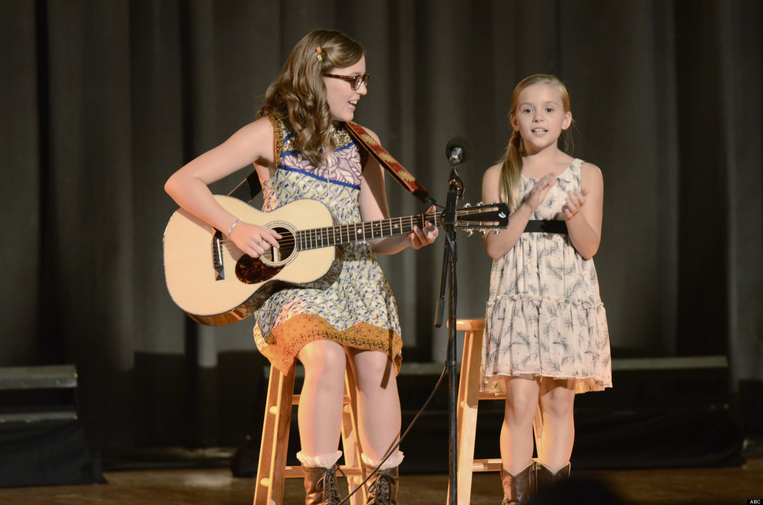 PHOTO: Lennon and Maisy Stella star in "Nashville" 