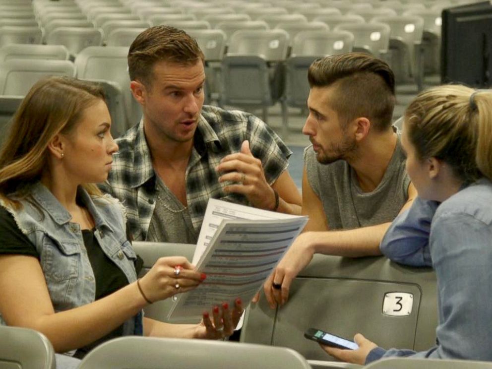 PHOTO: Wilkerson, center left, plans for his first Sunday sermon at his Miami church Vous.