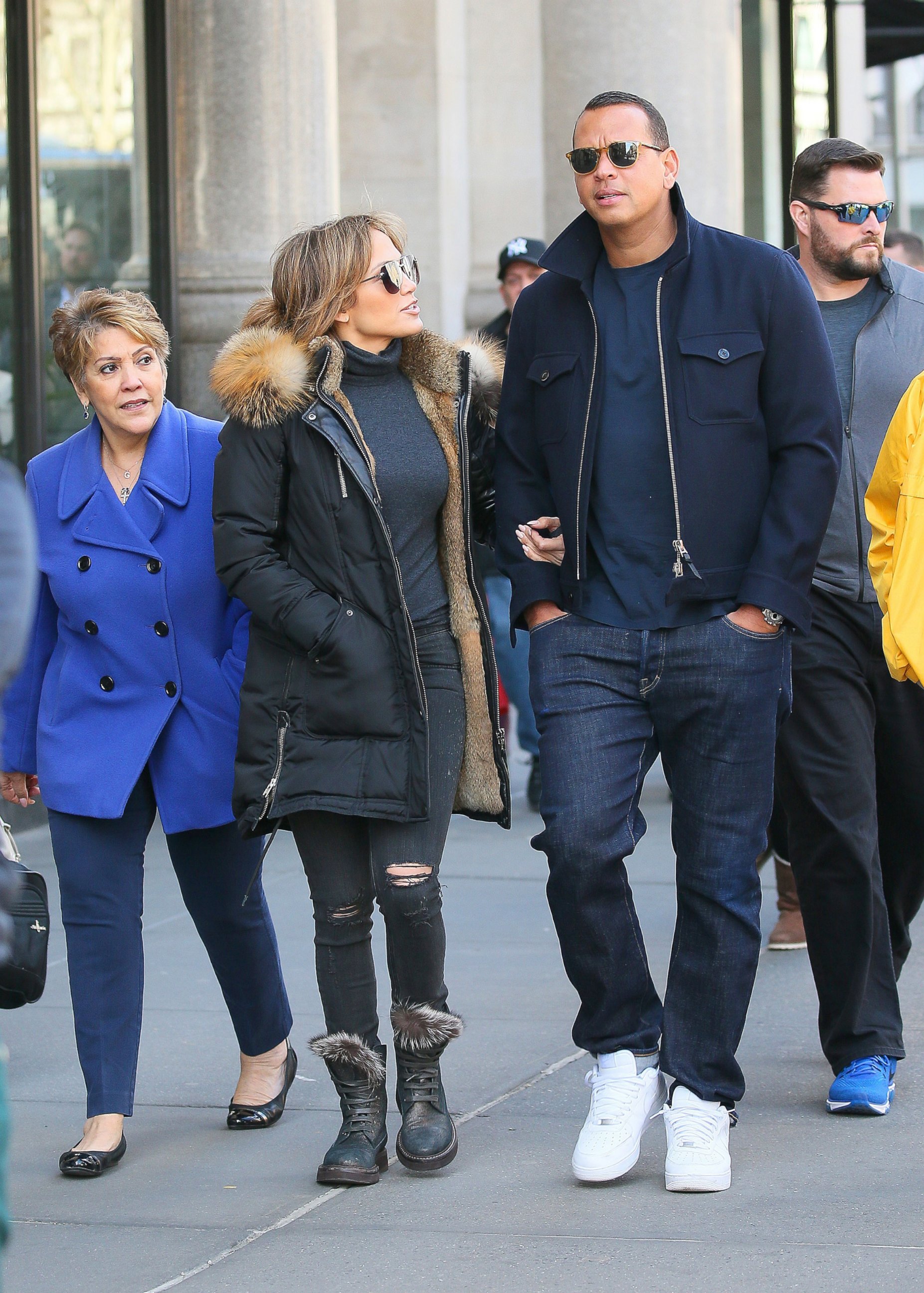 PHOTO:Jennifer Lopez and Alex Rodriguez walk in Manhattan, April 2, 2017.