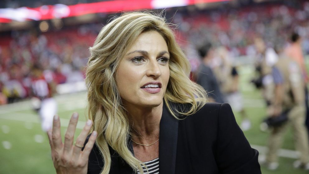 Erin Andrews Relives Frightening Experience While Interviewing