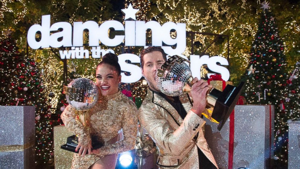 'Dancing With the Stars' Laurie Hernandez and Val Chmerkovskiy Win the