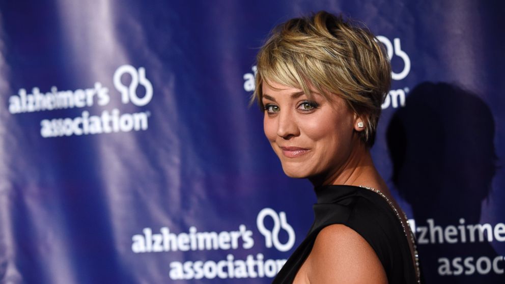 PHOTO: Actress Kaley Cuoco poses at the 23rd Annual "A Night at Sardi's" event to benefit the Alzheimer's Association, at the Beverly Hilton Hotel on March 18, 2015, in Beverly Hills, Calif. 