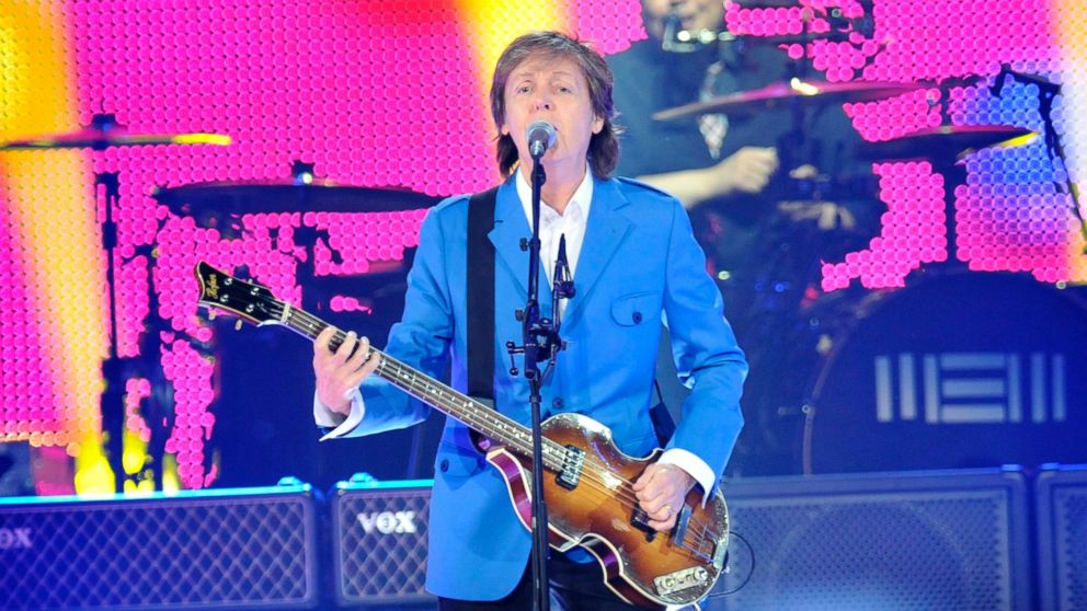 Paul McCartney Helps a 64-Year-Old Fan Get Engaged - ABC News