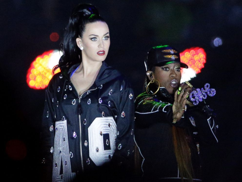 PHOTO: Singers Katy Perry, left, and Missy Elliott perform during halftime of NFL Super Bowl XLIX football game between the Seattle Seahawks and the New England Patriots, Feb. 1, 2015, in Glendale, Ariz. 
