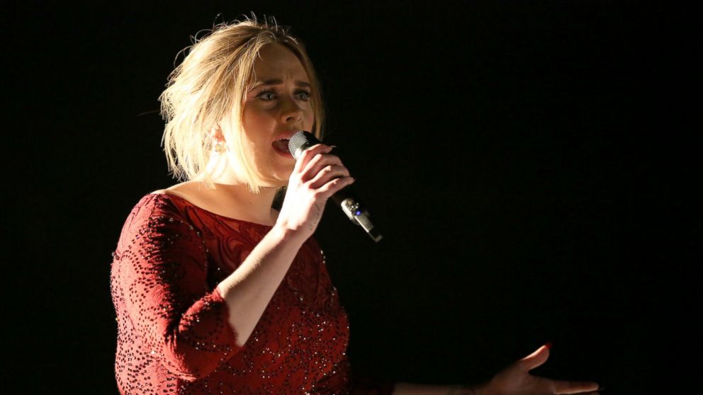 VIDEO: 2016 Grammy Awards: Adele Overcomes Technical Difficulties