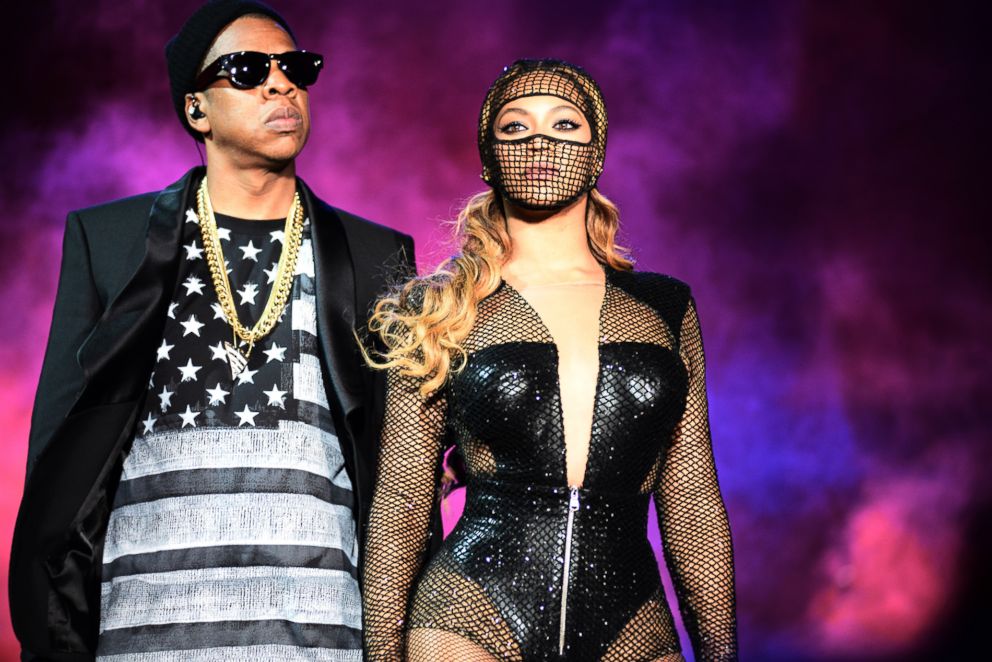 PHOTO: Beyonce and Jay Z perform during the Beyonce and Jay Z - On the Run tour at AT&T Park, Aug. 5, 2014, in San Francisco.