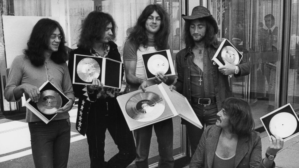 PHOTO: British rock band Deep Purple present their golden record they received in West Berlin for the sales of their latest album, "Deep Purple in Rock," in West Germany, Sept. 1, 1971. 