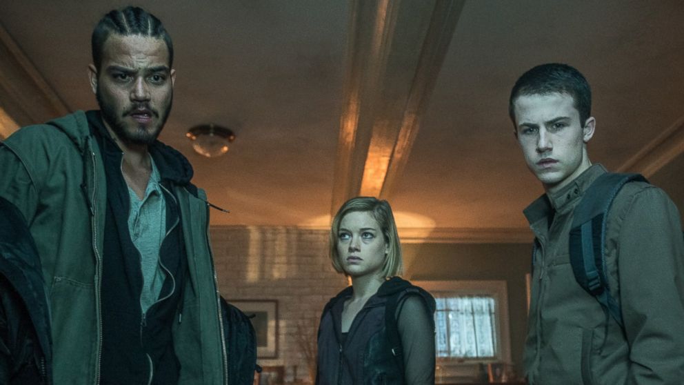 This image released by Sony Pictures shows, from left, Daniel Zovatto, Jane Levy and Dylan Minnette in a scene from "Don't Breathe."
