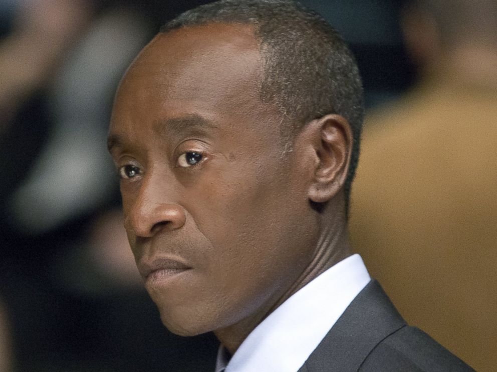 PHOTO: Don Cheadle portrays Marty Kaan in a scene from "House of Lies." 