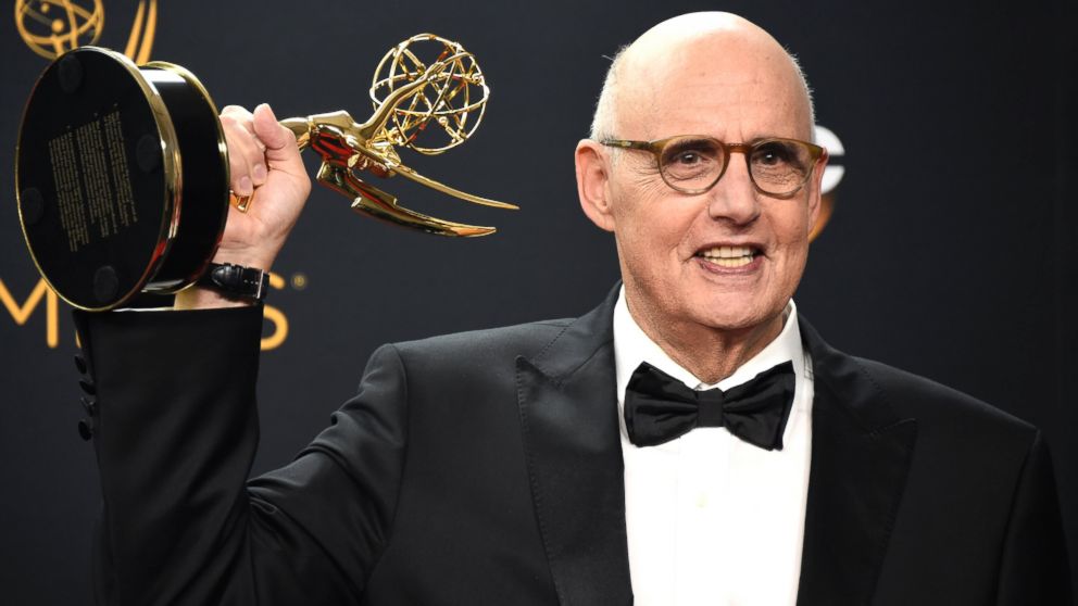 VIDEO: Raven-Symons Talks To Jeffrey Tambor, Courtney B. Vance And More At The Emmy Awards